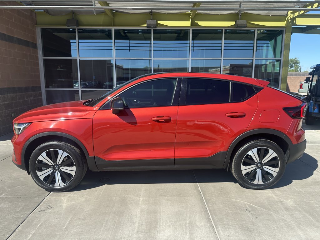 Used 2023 Volvo C40 P8 Recharge Plus image 6