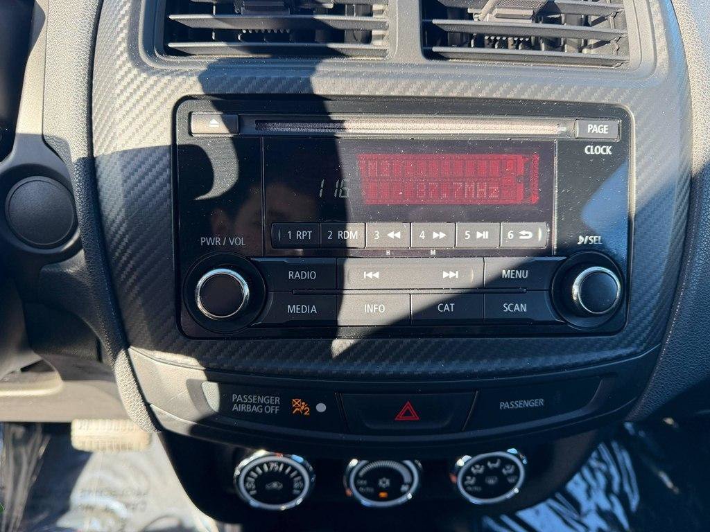 Used 2017 Mitsubishi Outlander Sport LE FWD image 30