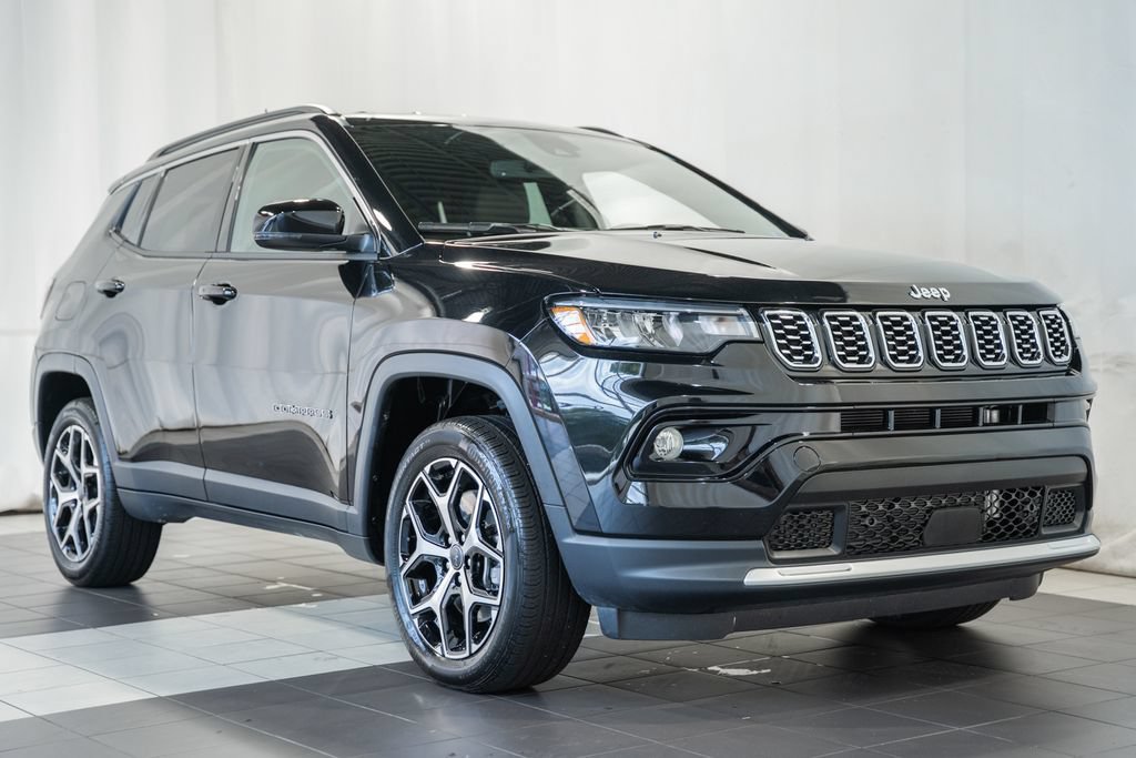 Certified 2025 Jeep Compass Limited AWD/4WD image 1