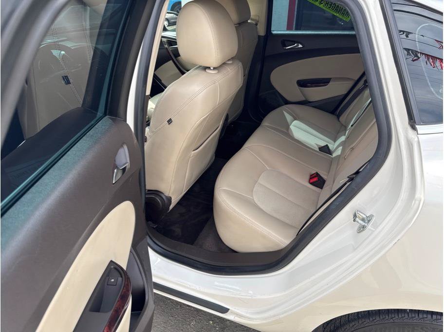 Used 2015 Buick Verano Convenience w/ Experience Buick Package FWD image 12