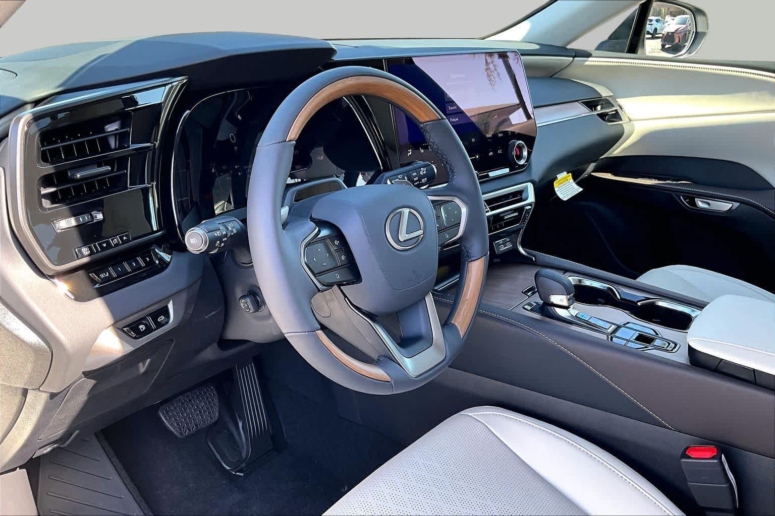 New 2026 Lexus RX 350 w/ Convenience Package AWD/4WD image 10