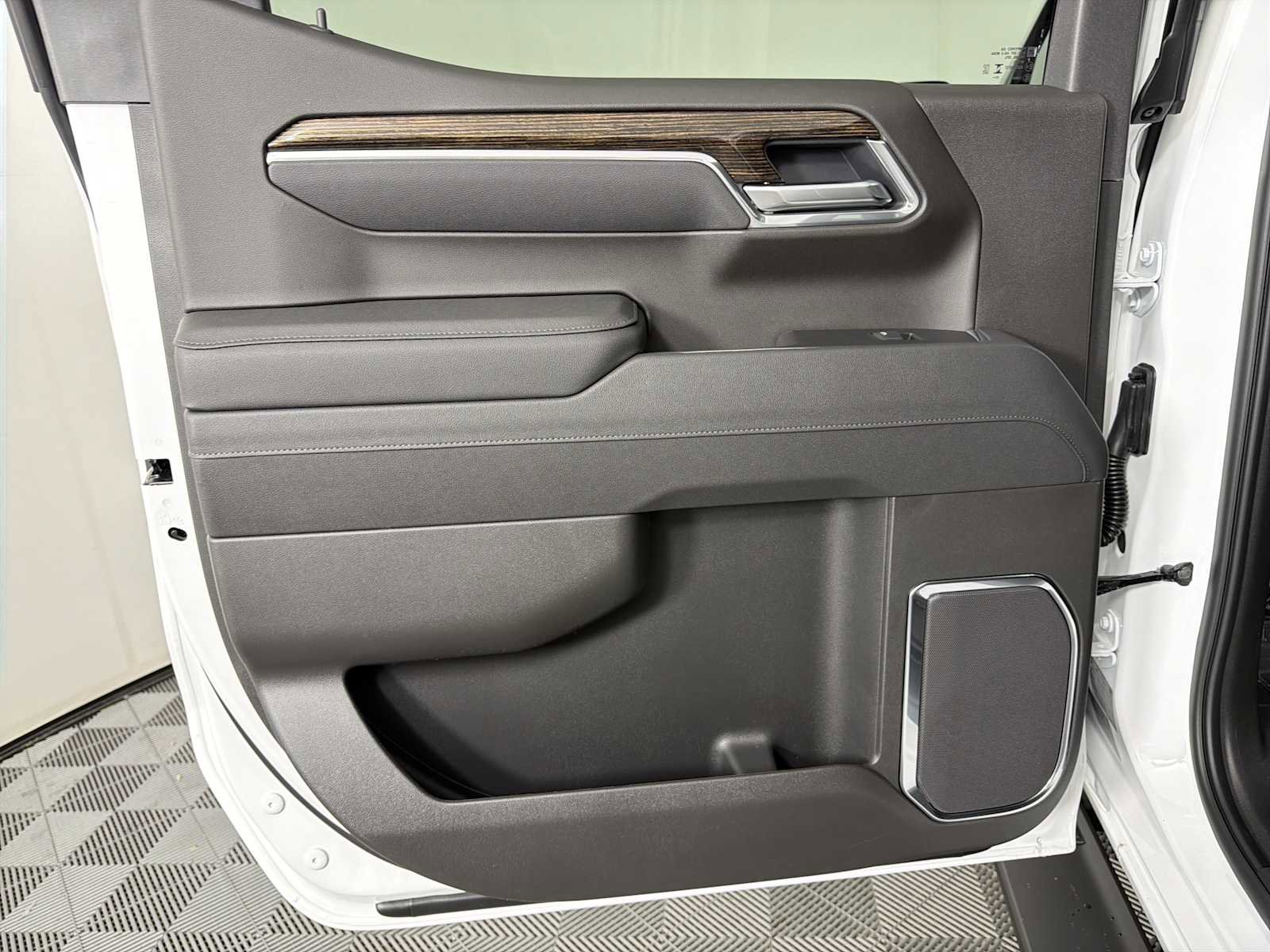 New 2026 GMC Sierra 1500 Elevation w/ Elevation Premium Package image 38