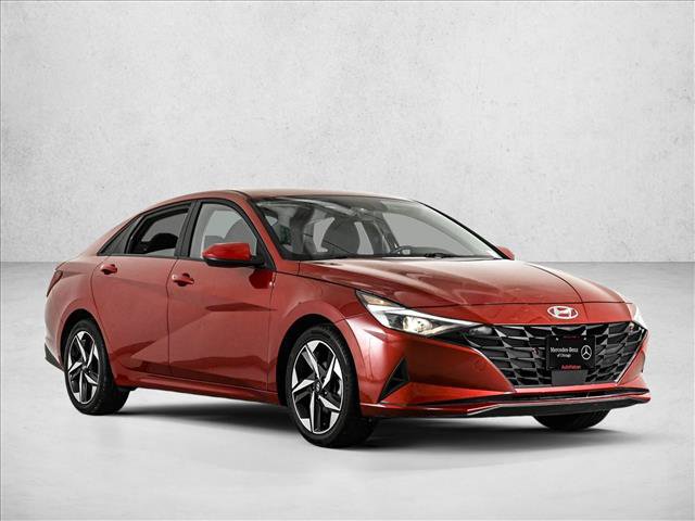 Used 2023 Hyundai Elantra SEL w/ Convenience Package FWD image 3