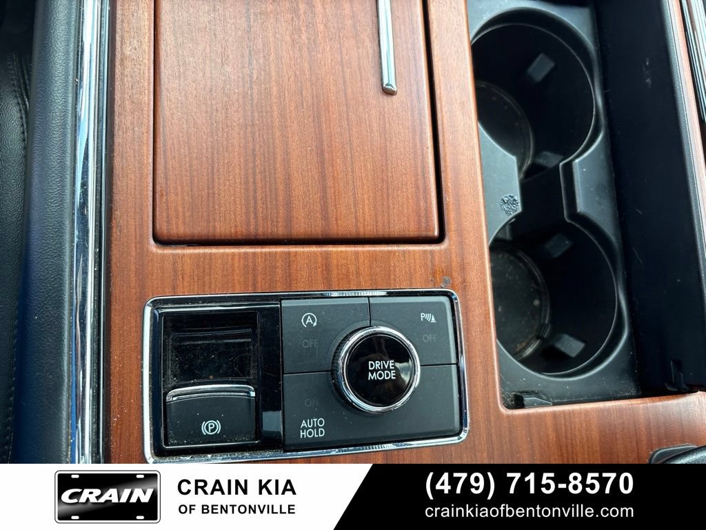 Used 2018 Lincoln Navigator L Reserve AWD/4WD image 17