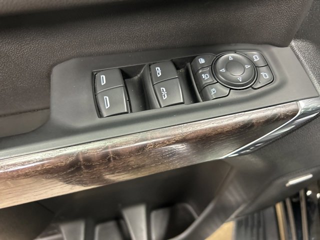 Used 2022 GMC Sierra 3500 Denali w/ Denali Ultimate Package image 14