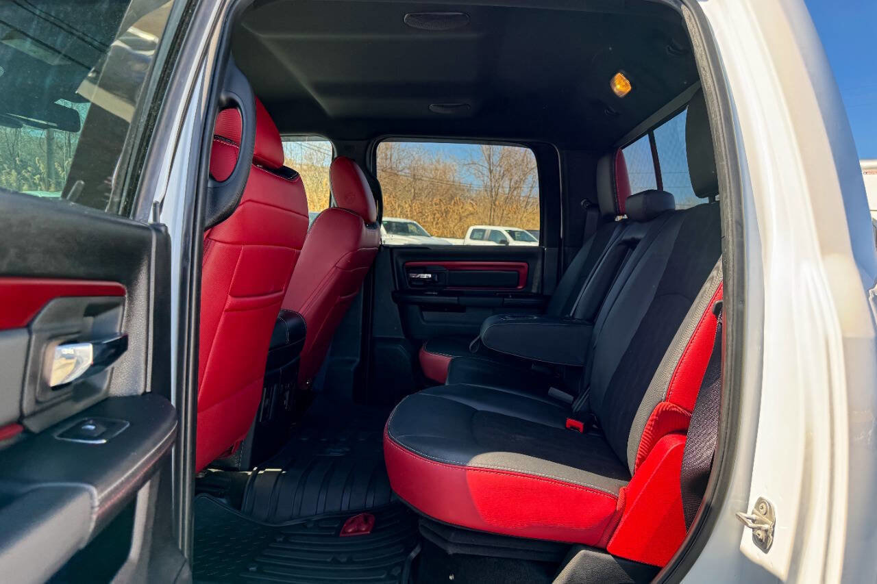 Used 2017 RAM 1500 Rebel w/ Luxury Group image 19