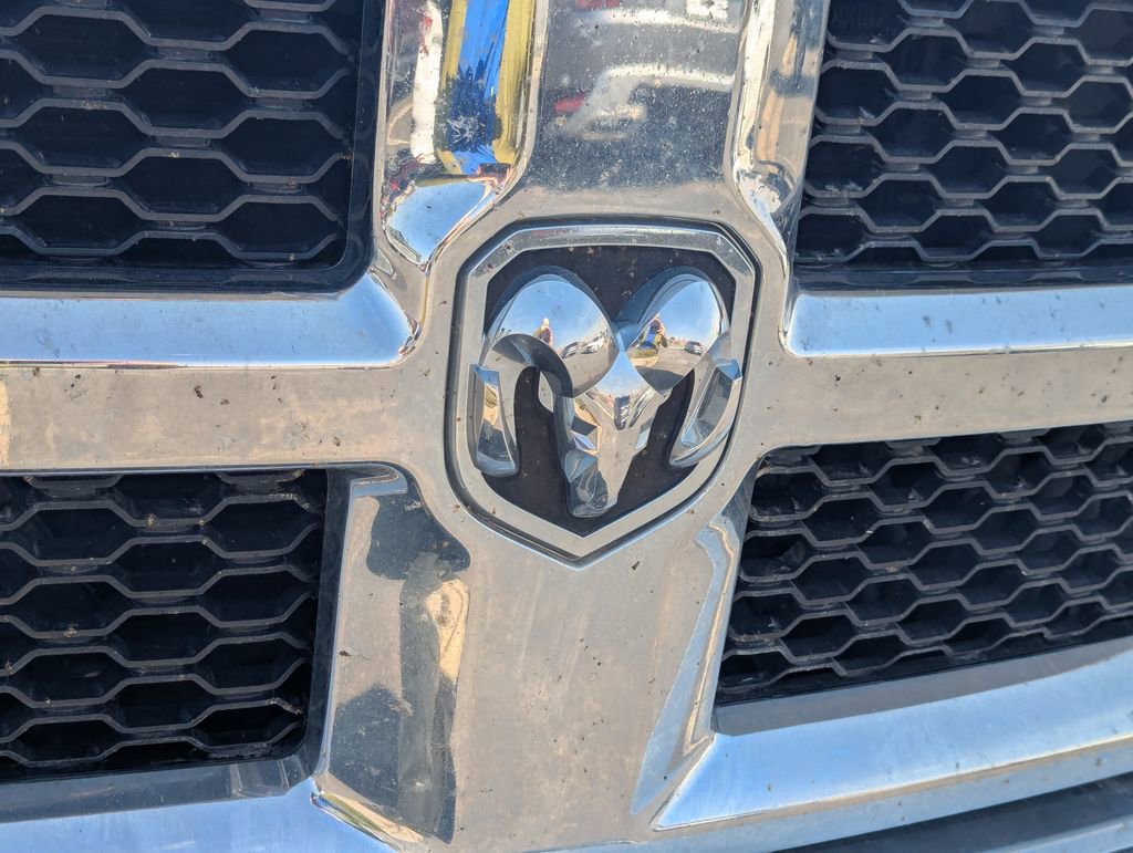 Used 2015 RAM 3500 SLT w/ Protection Group image 14