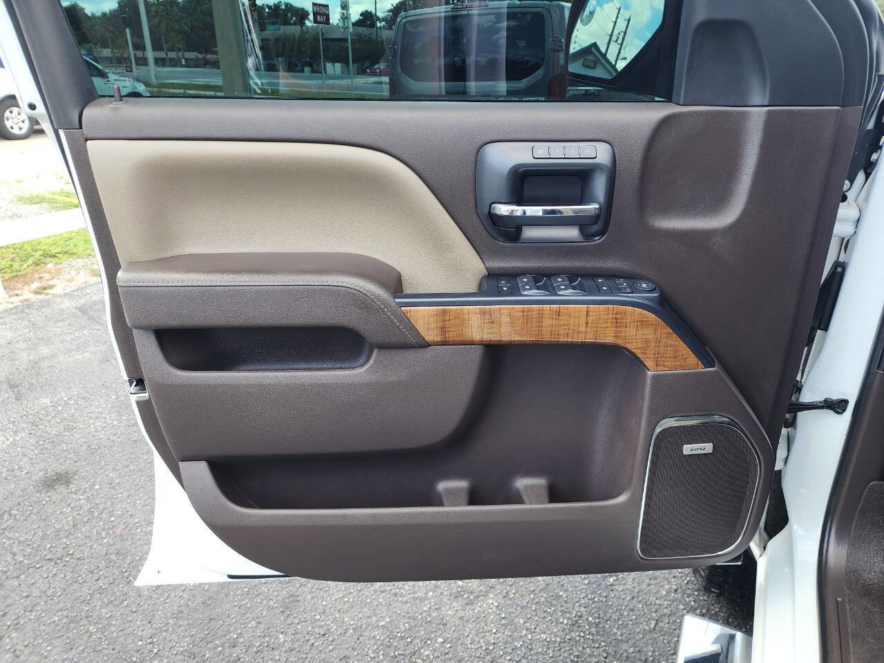 Used 2017 GMC Sierra 1500 SLT image 15