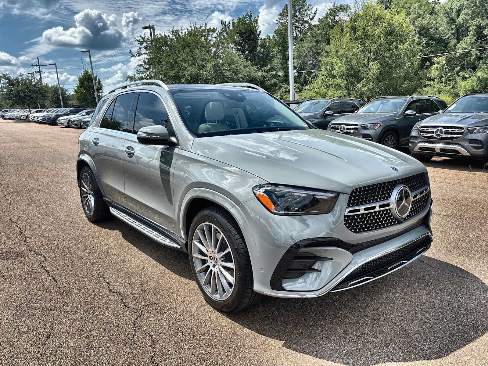 New 2026 Mercedes-Benz GLE 350 4MATIC image 11