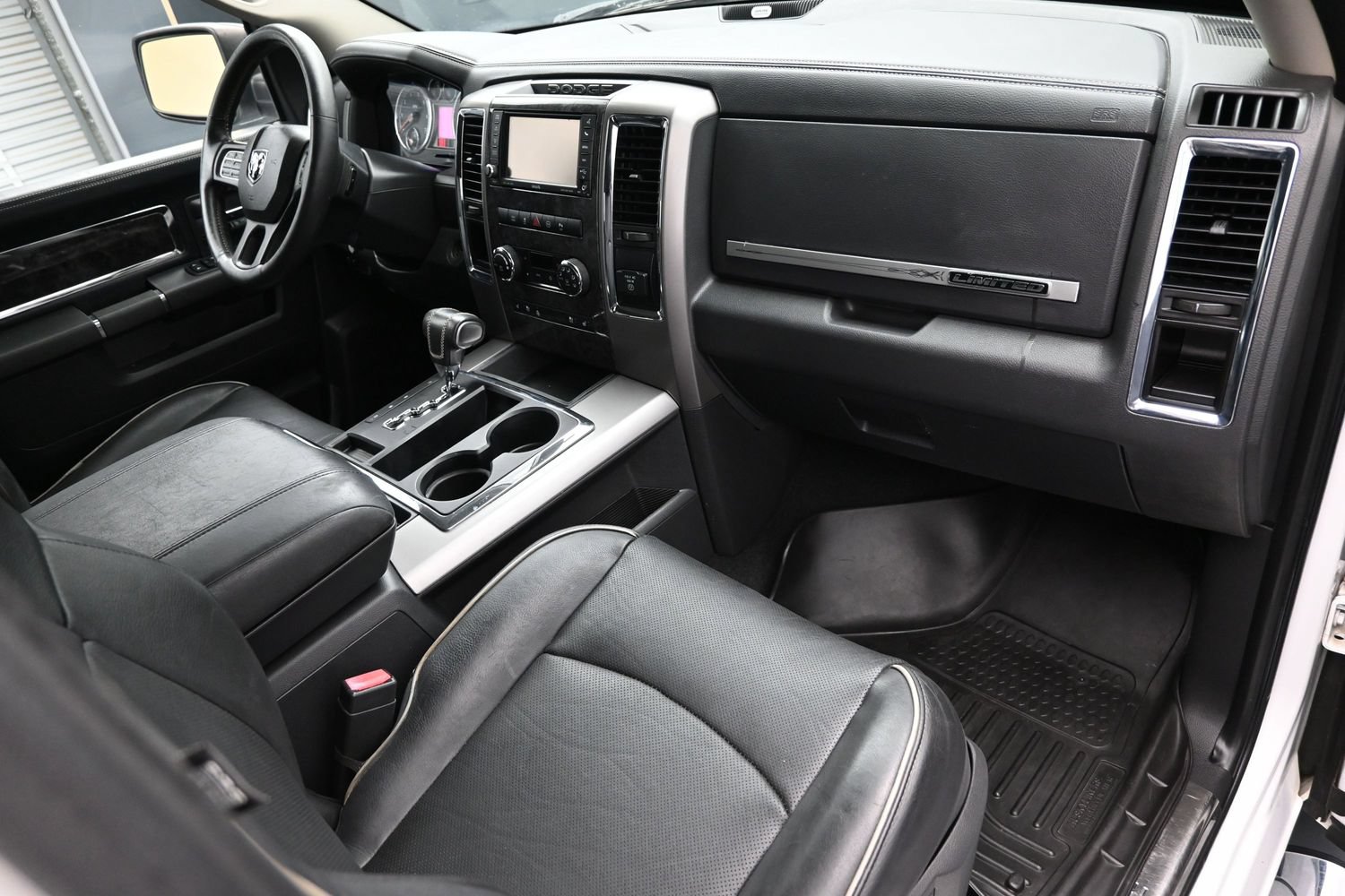 Used 2012 RAM 1500 Limited RWD image 37