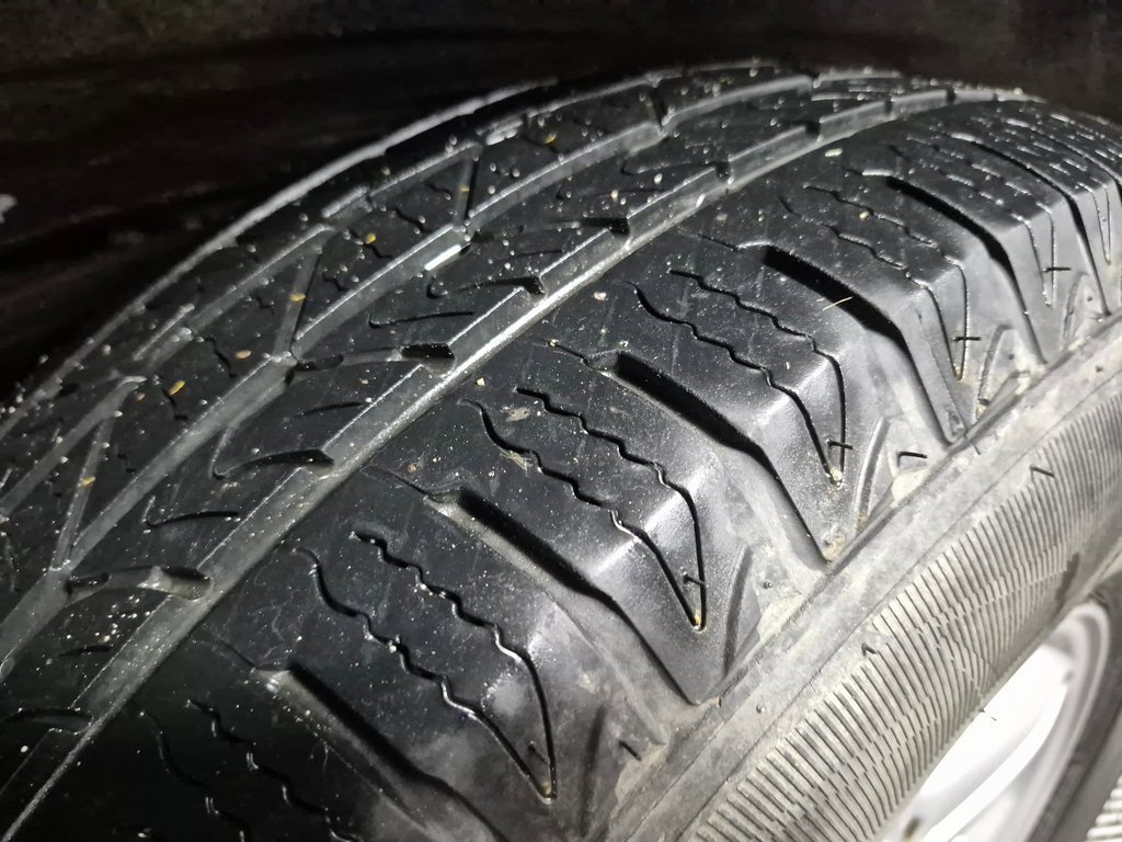 Used 2002 Lexus LX 470 4WD image 9