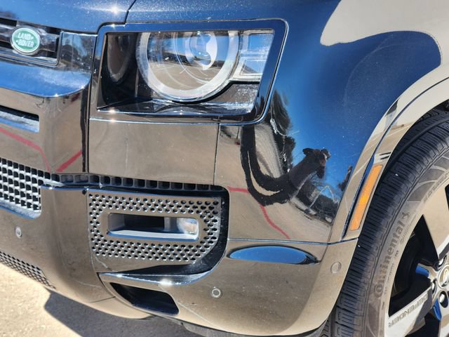Used 2025 Land Rover Defender 130 X-Dynamic SE AWD/4WD image 8
