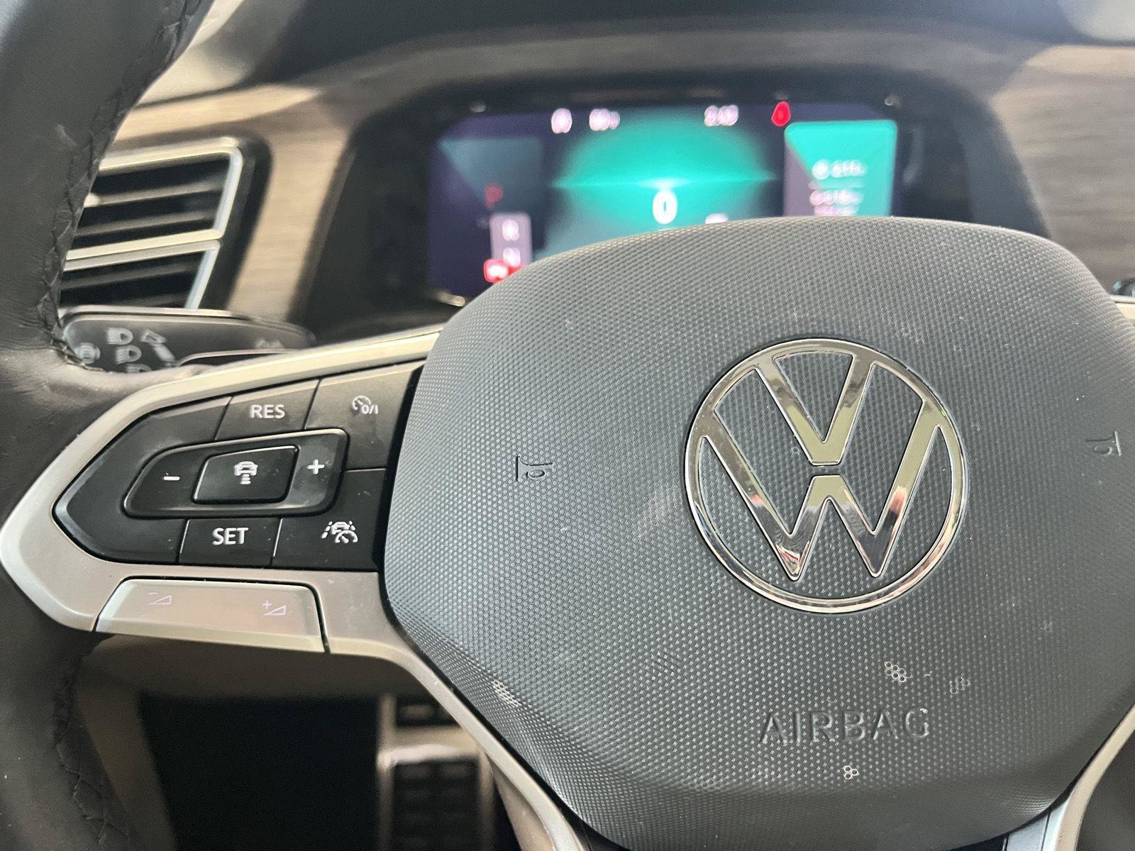 Used 2024 Volkswagen Atlas SEL Premium R-Line AWD/4WD image 26