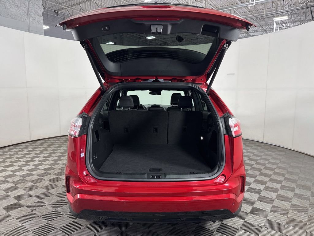 Used 2023 Ford Edge ST-Line AWD/4WD image 9