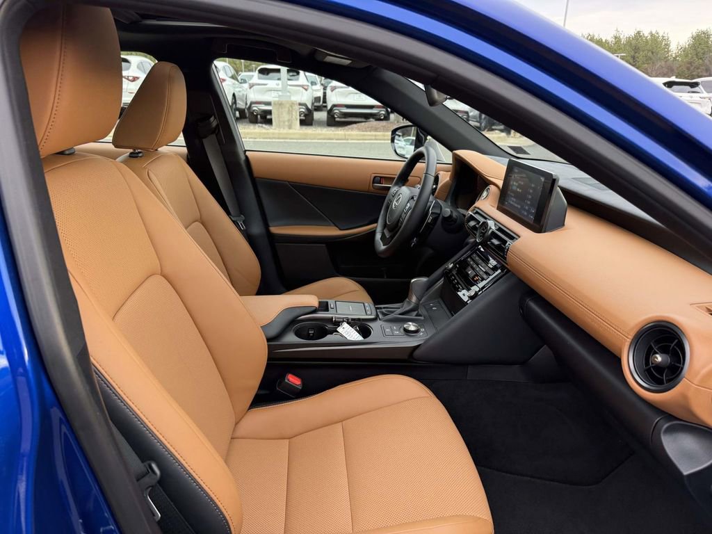 Used 2025 Lexus IS 350 F Sport image 14