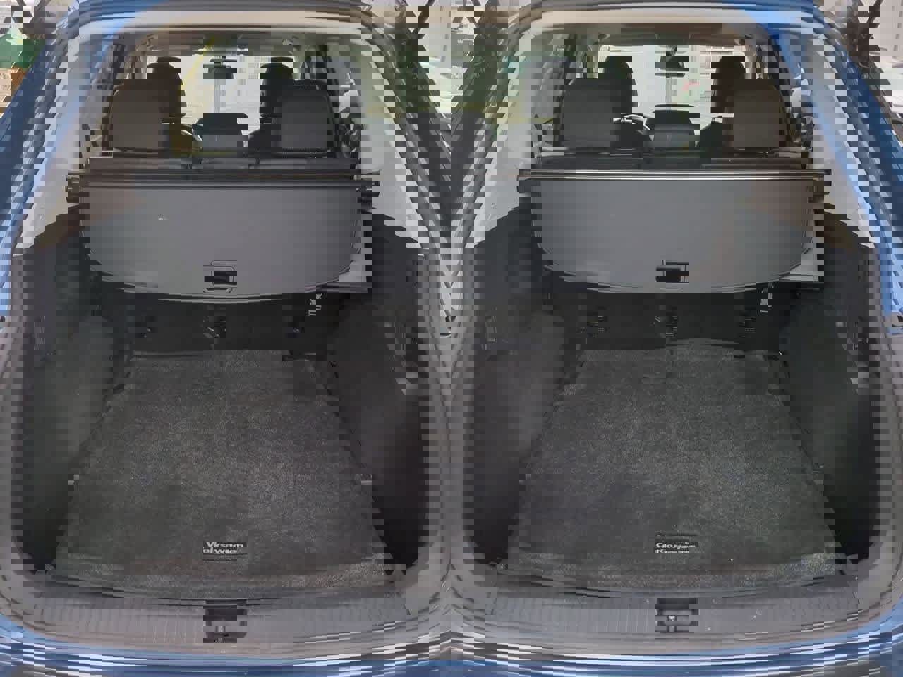 Used 2019 Volkswagen Tiguan SE w/ Panoramic Sunroof Package image 33