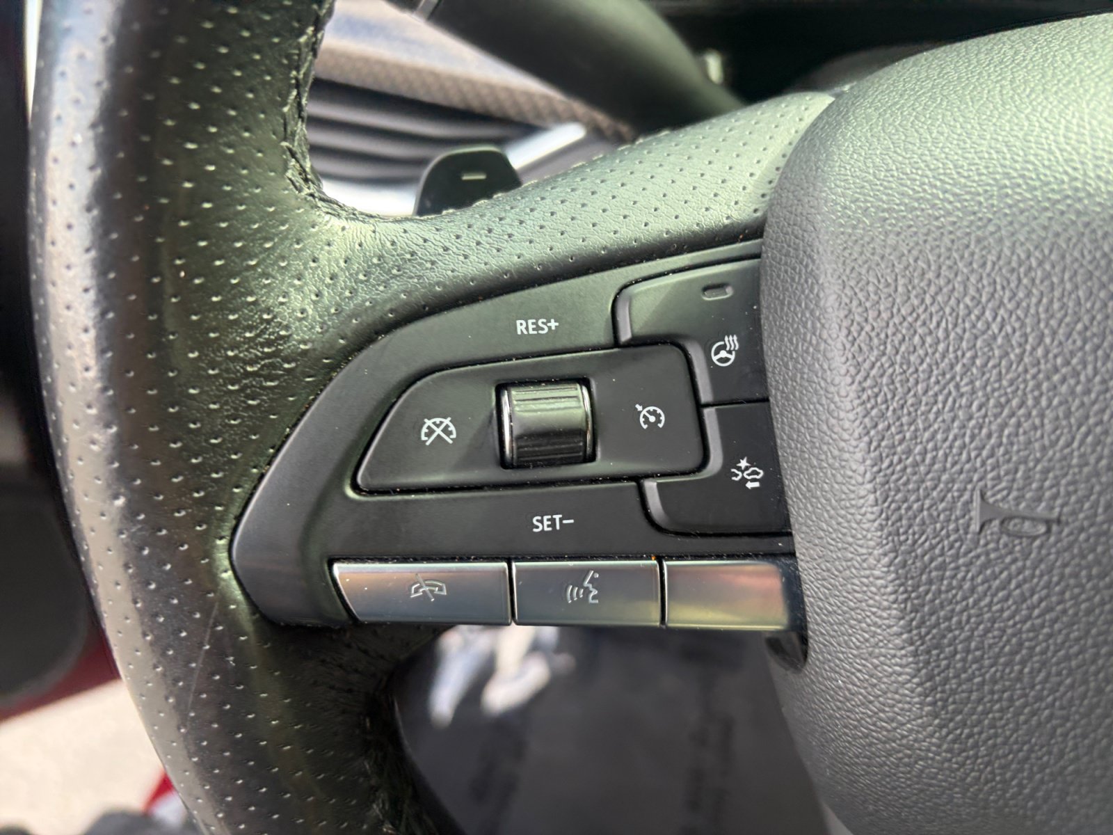 Used 2020 Cadillac XT4 Sport AWD/4WD image 19