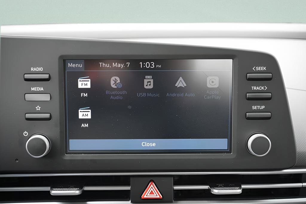 Certified 2025 Hyundai Elantra Sport FWD image 33