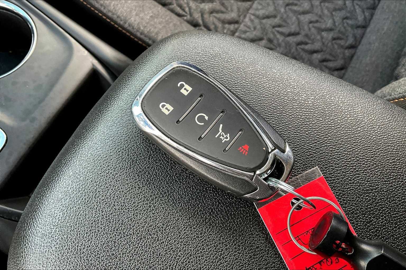 Used 2024 Chevrolet Equinox LT image 13