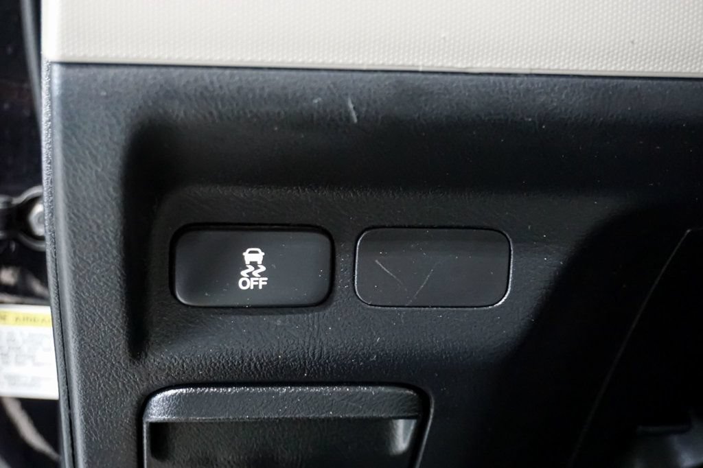Used 2011 Honda Element EX image 23