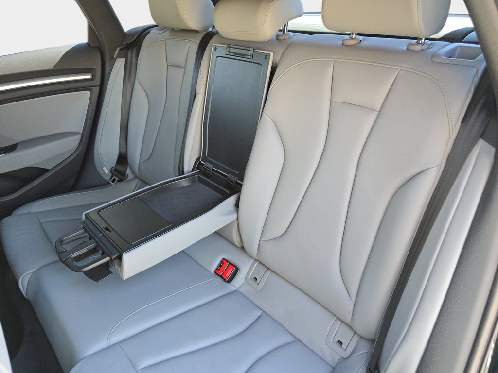 Used 2018 Audi A3 e-tron Premium w/ Sport Package FWD image 16