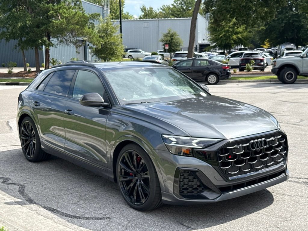 New 2027 Audi SQ8 Prestige AWD/4WD image 7