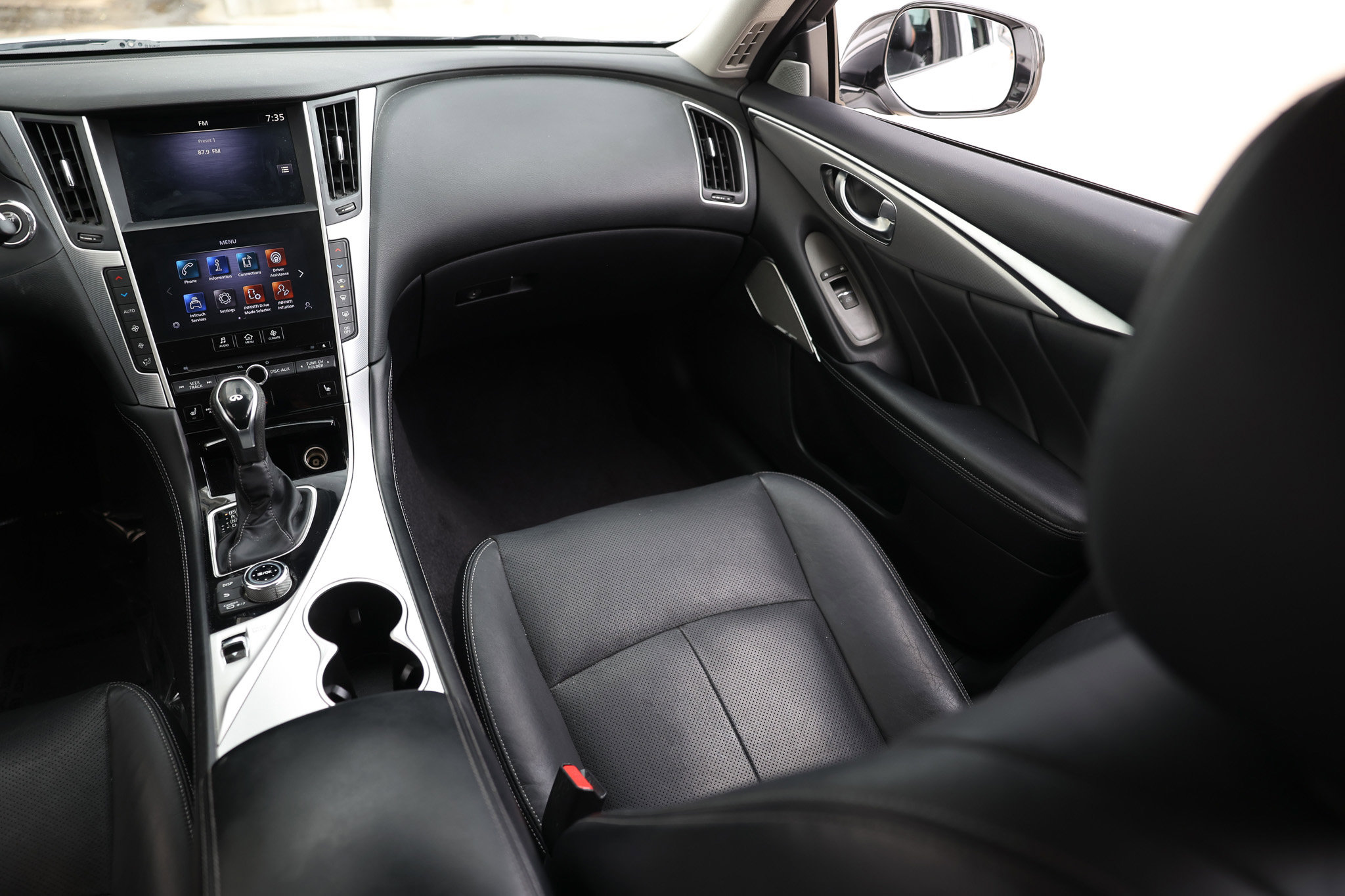 Used 2022 INFINITI Q50 Luxe w/ Cargo Package image 25