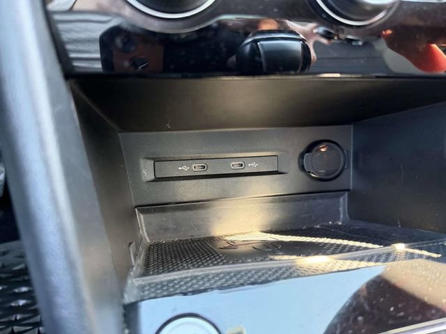 Used 2023 Volkswagen Taos SEL image 22