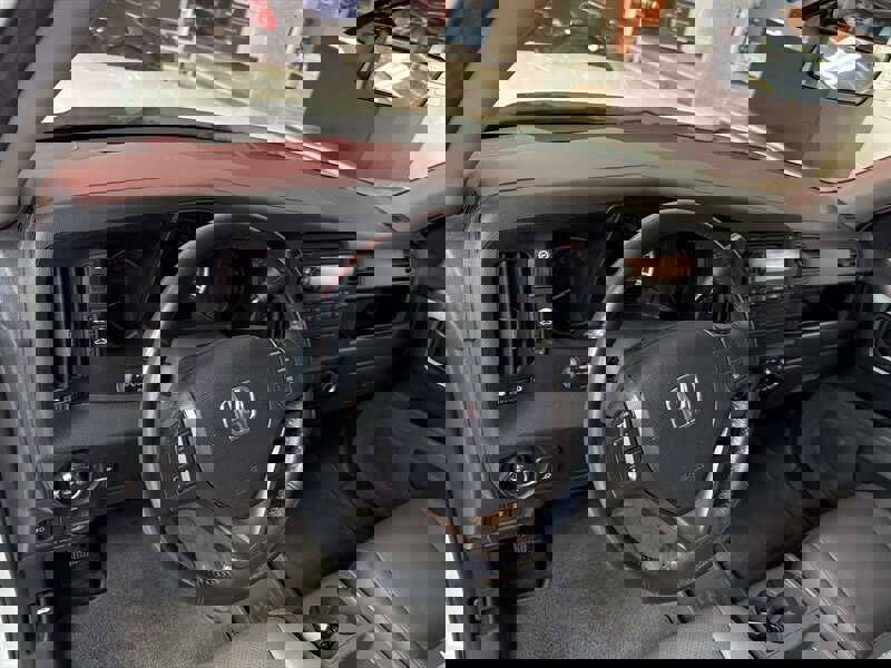 Used 2011 Honda Ridgeline RTL image 11