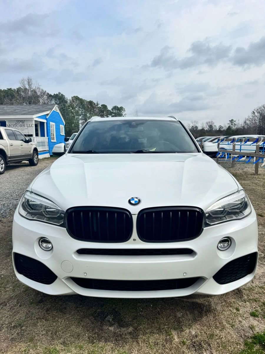 Used 2018 BMW X5 xDrive50i image 3