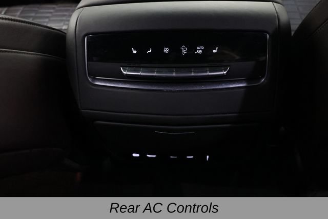 Used 2024 Cadillac Escalade ESV V w/ Heavy-Duty Trailer Package AWD/4WD image 44