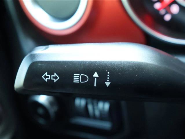 Used 2021 Jeep Wrangler Unlimited Rubicon w/ Uconnect 4C Nav & Sound Group AWD/4WD image 13