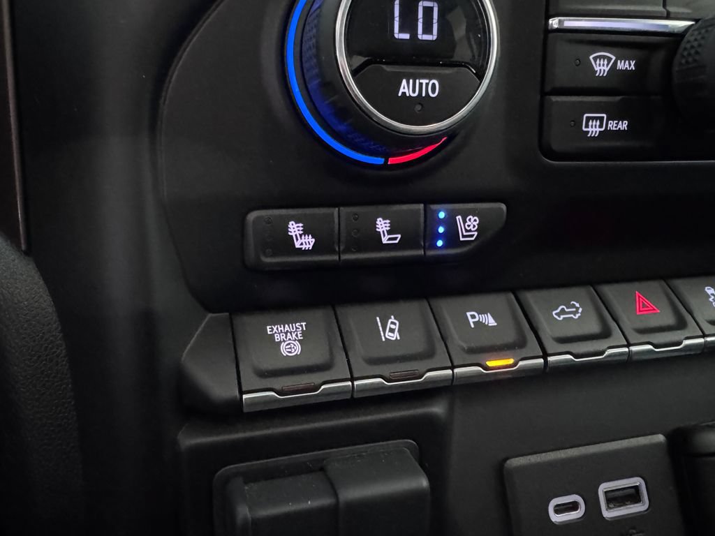Certified 2023 Chevrolet Silverado 2500 High Country w/ Z71 Off-Road Package AWD/4WD image 26