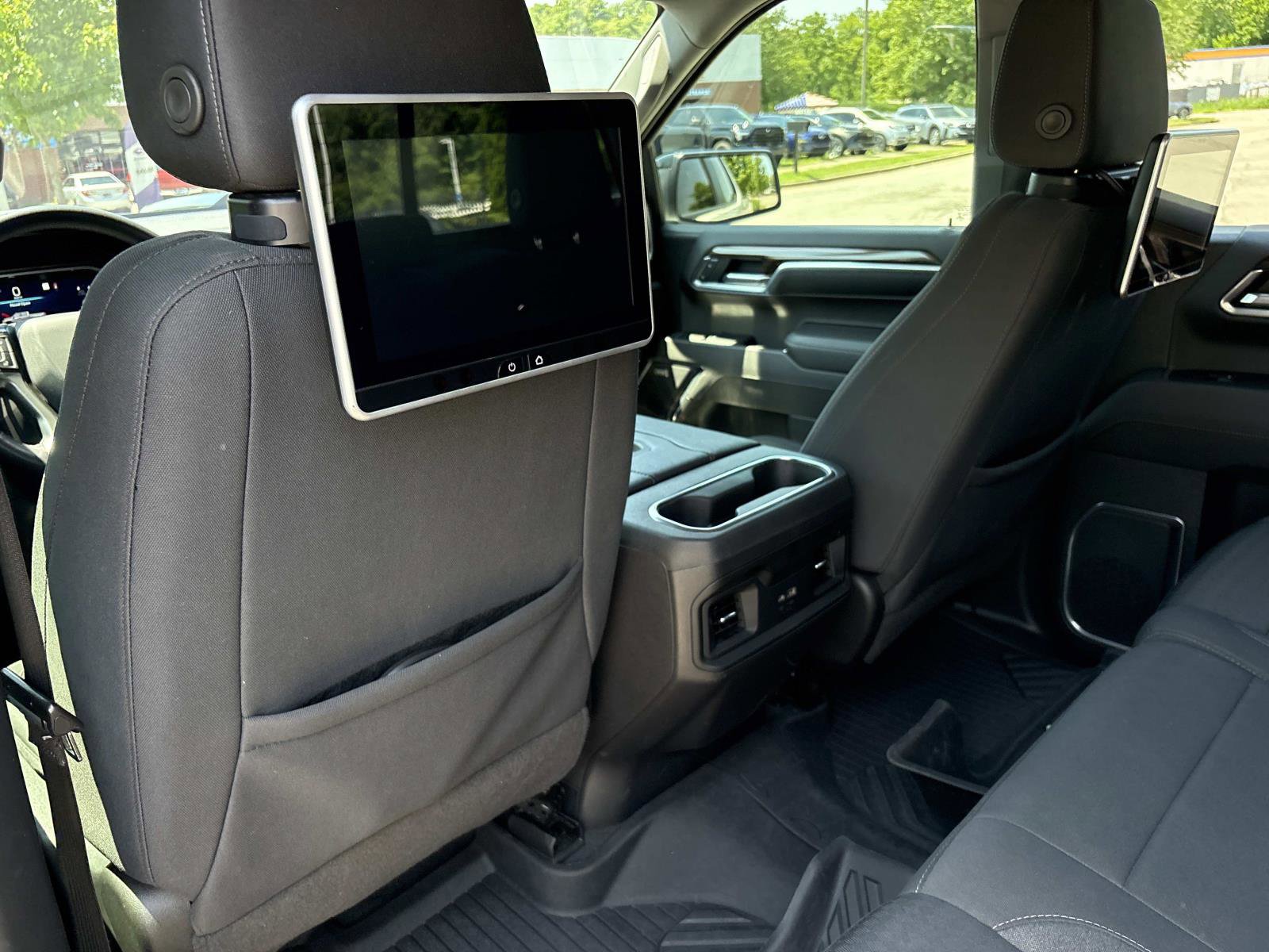 Used 2022 Chevrolet Silverado 1500 LT Trail Boss w/ Convenience Package II AWD/4WD image 29