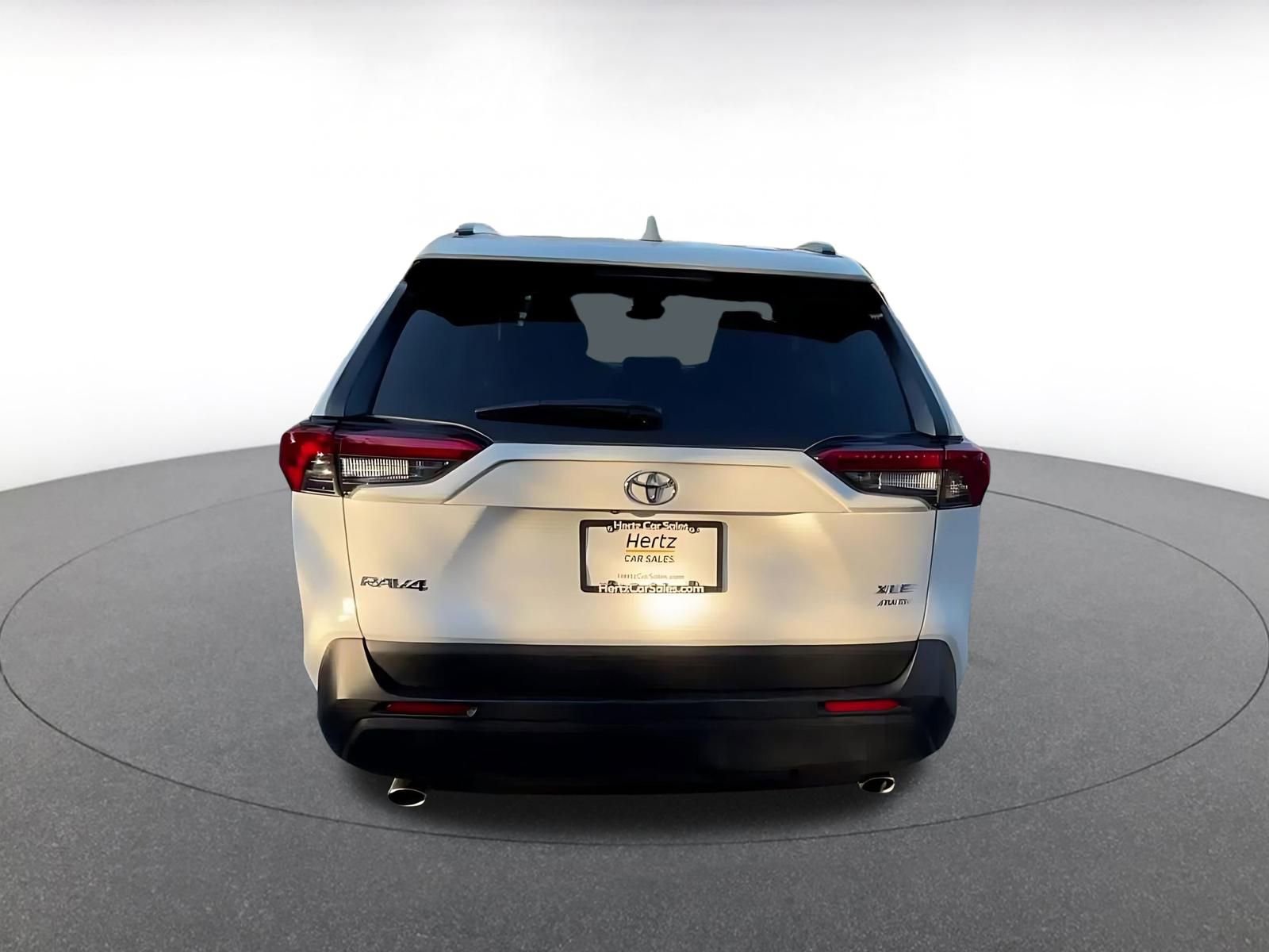 Used 2025 Toyota RAV4 XLE w/ Convenience Package image 15