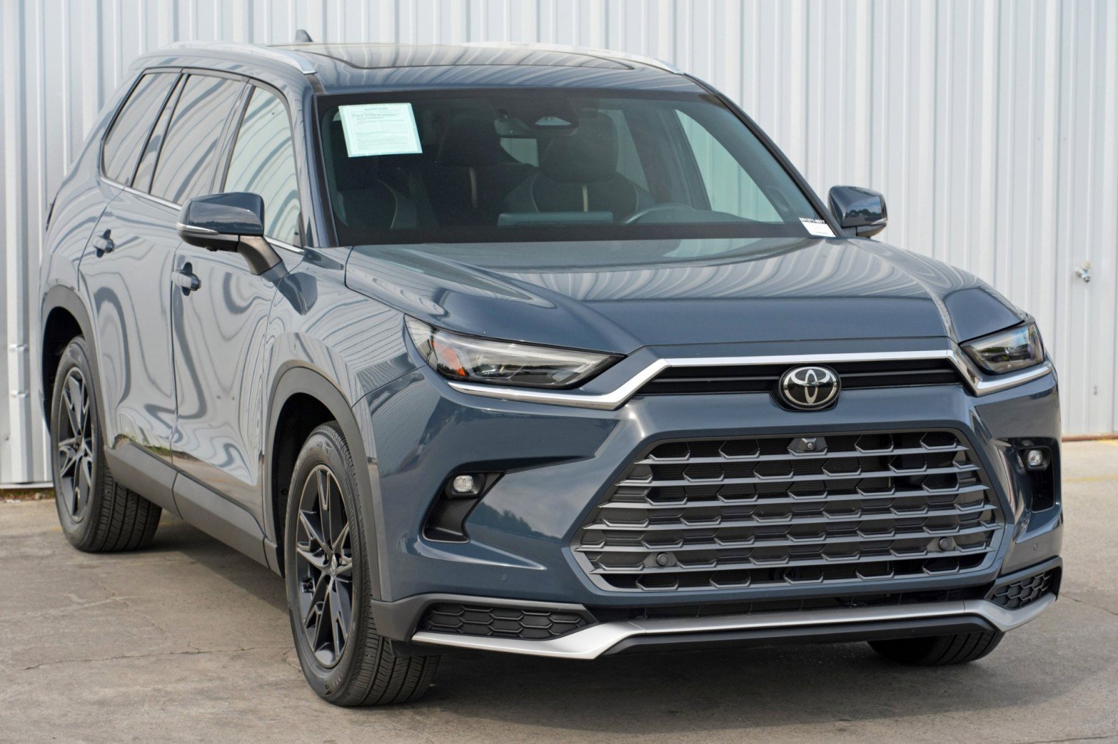 Used 2024 Toyota Grand Highlander AWD Hybrid image 53