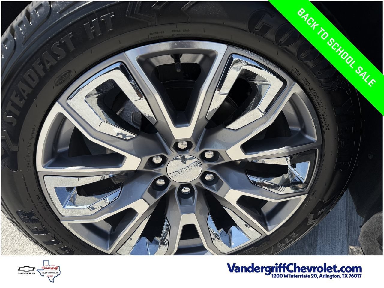 Used 2025 GMC Sierra 1500 Denali w/ Denali Reserve Package RWD image 9