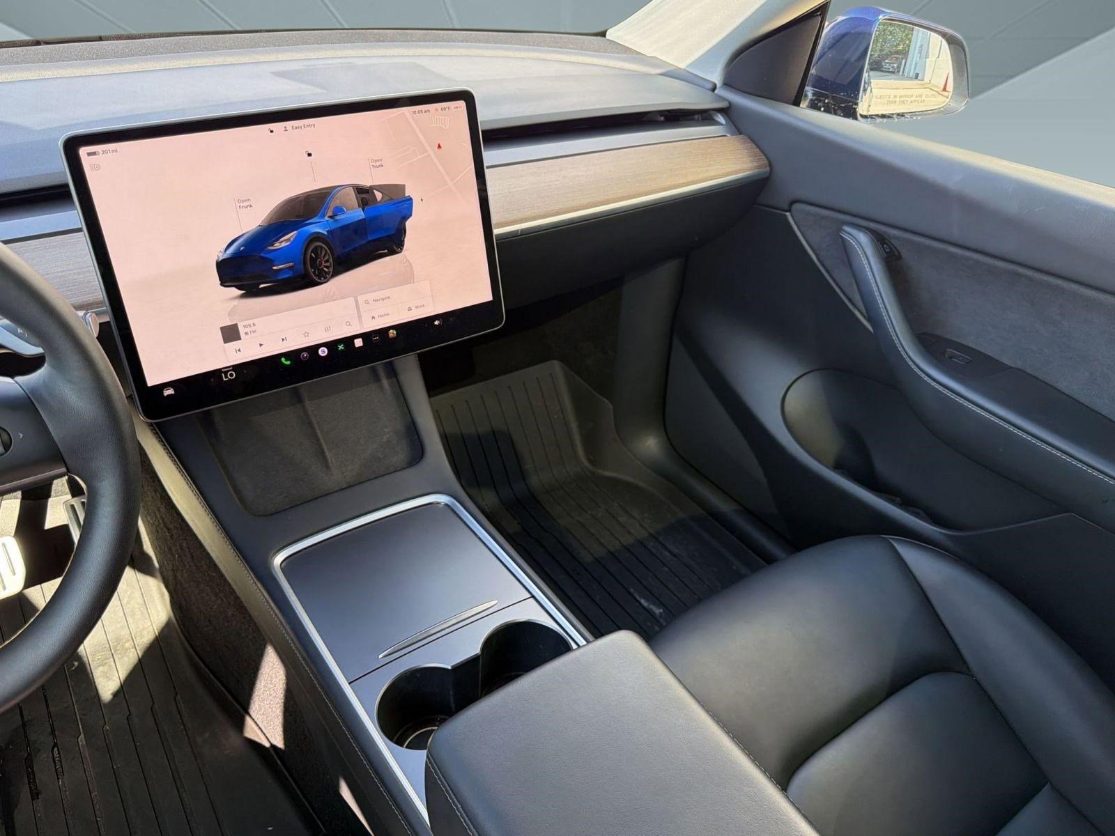 Used 2022 Tesla Model Y Performance image 25