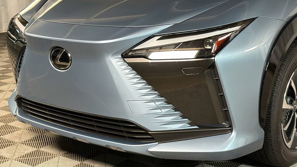 Certified 2024 Lexus RZ 450e Premium w/ Accessory Package (2T) image 3