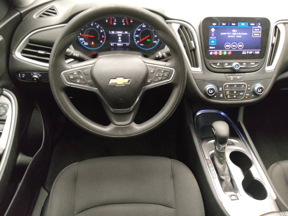 Used 2022 Chevrolet Malibu LT FWD image 22