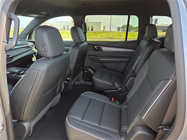 New 2026 Buick Enclave Sport Touring w/ Super Cruise Package image 7