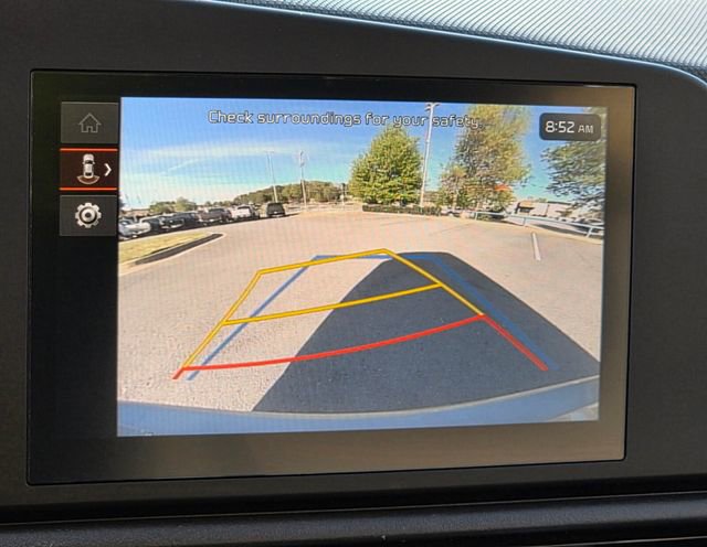 Used 2025 Kia Niro LX image 22