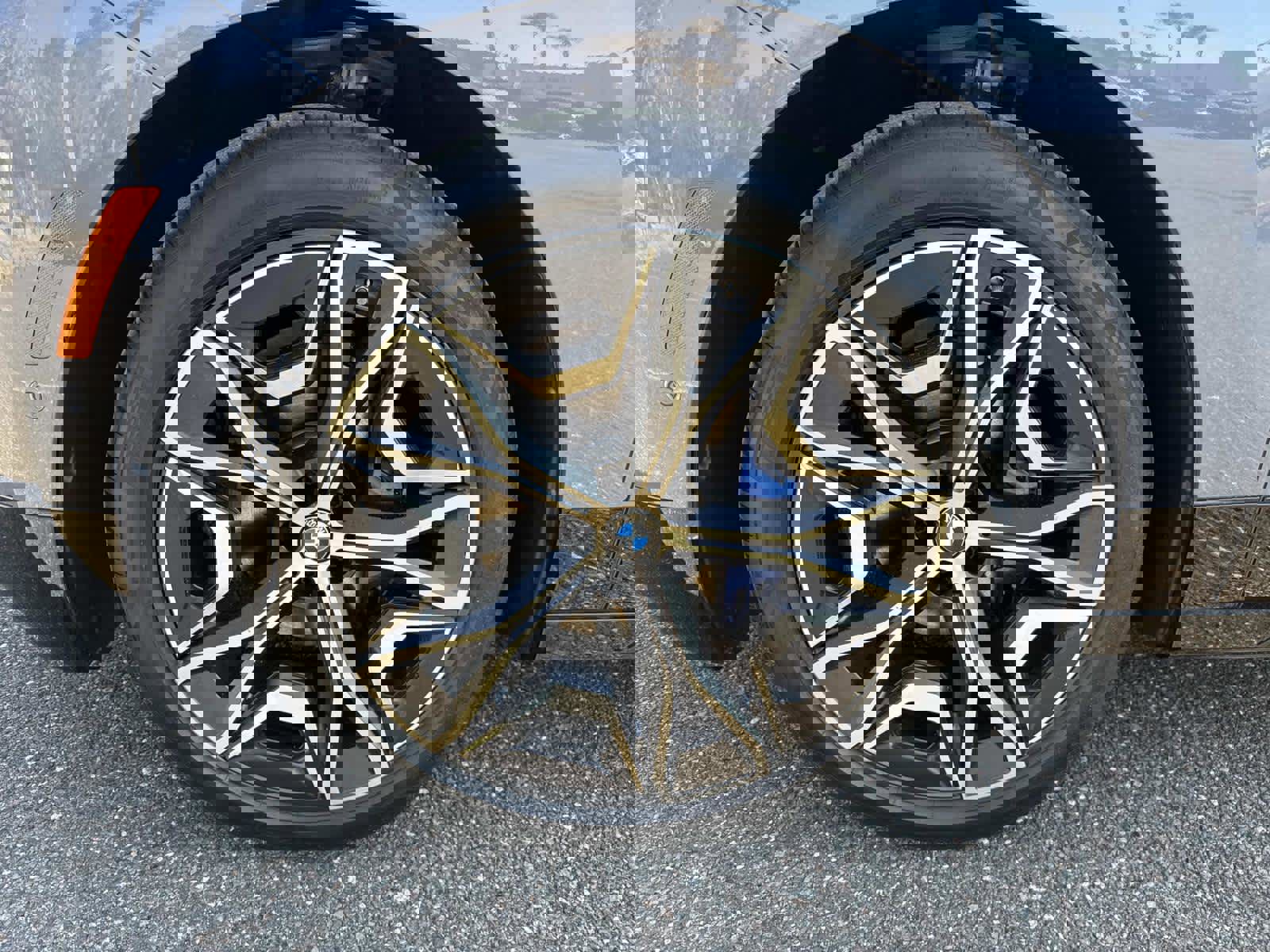 Used 2025 BMW iX M60 image 10