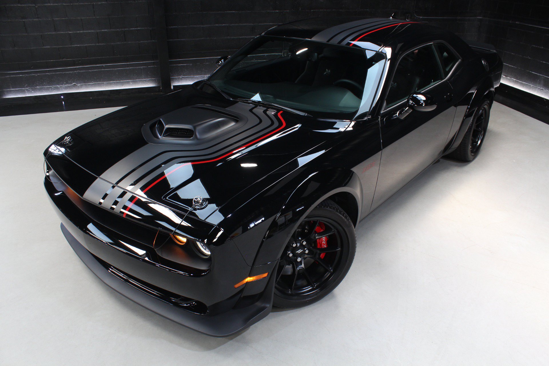 Used 2023 Dodge Challenger R/T Scat Pack RWD image 5