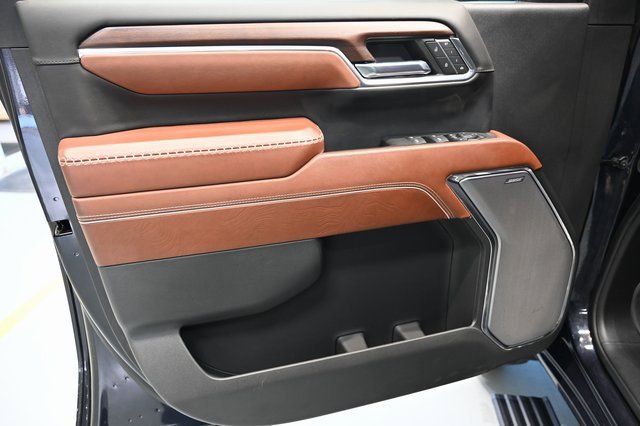 Used 2024 GMC Sierra 3500 Denali Ultimate image 36