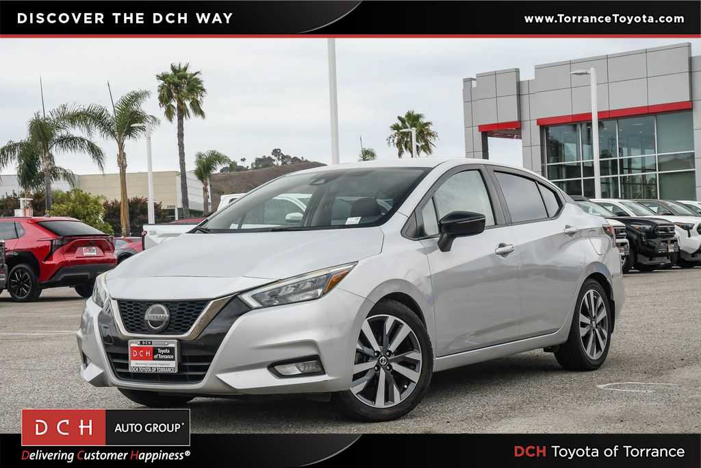 Used 2020 Nissan Versa SR FWD image 1