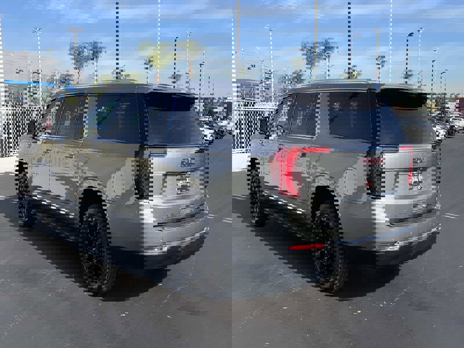 New 2026 GMC Yukon XL Elevation image 7