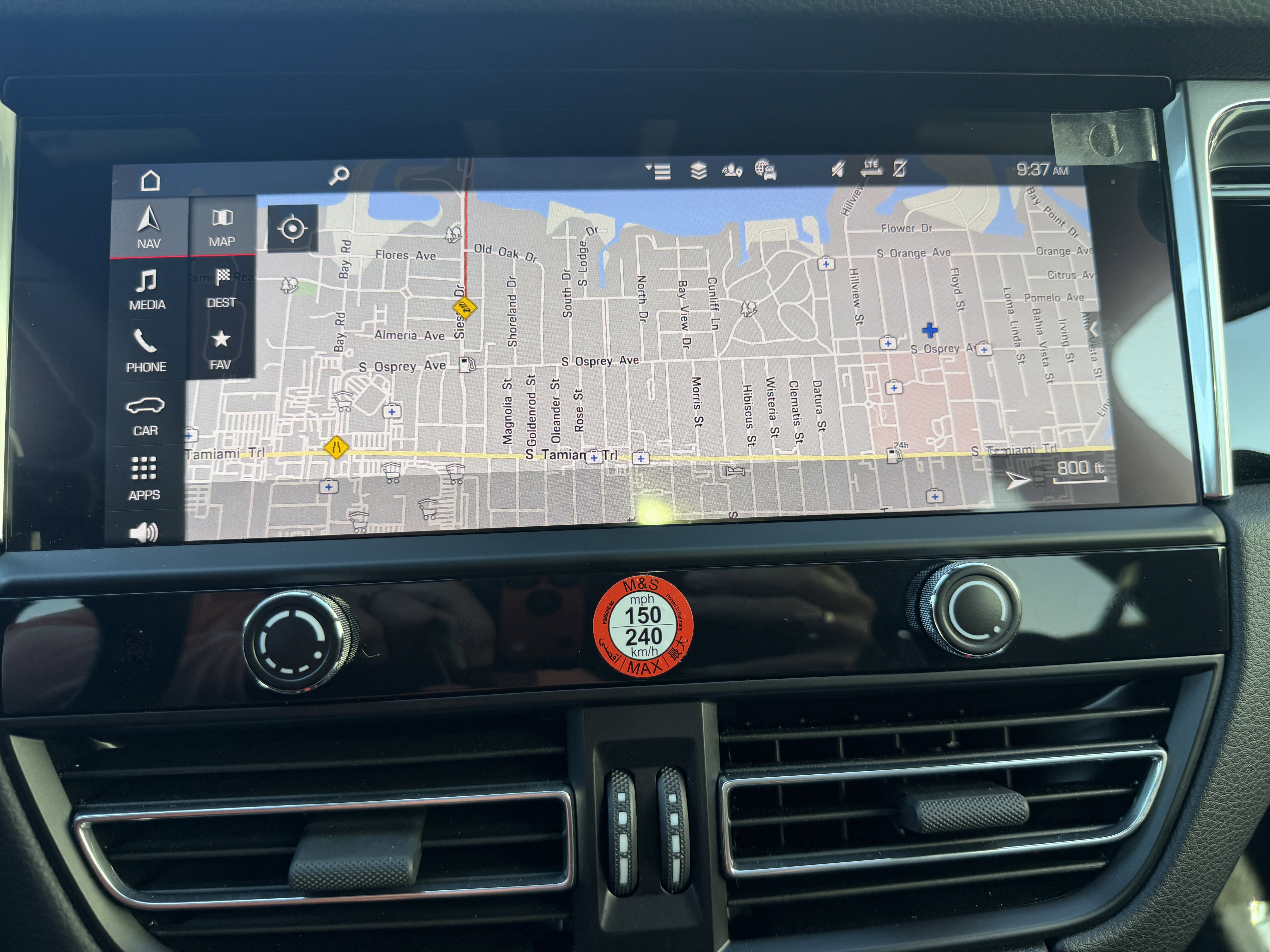 Used 2025 Porsche Macan image 29