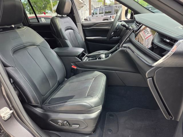 Certified 2023 Jeep Grand Cherokee Overland image 32