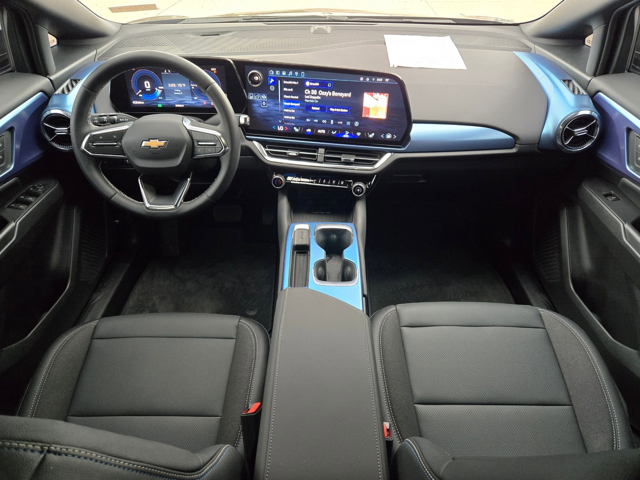 Used 2026 Chevrolet Equinox EV LT image 16